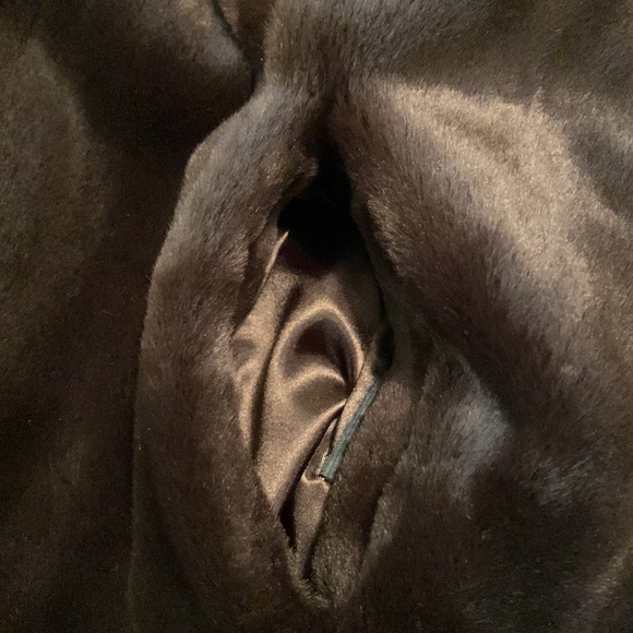 NEW Adrienne Landau Women’s Brown Faux Fur Jacket - Picture 4 of 16